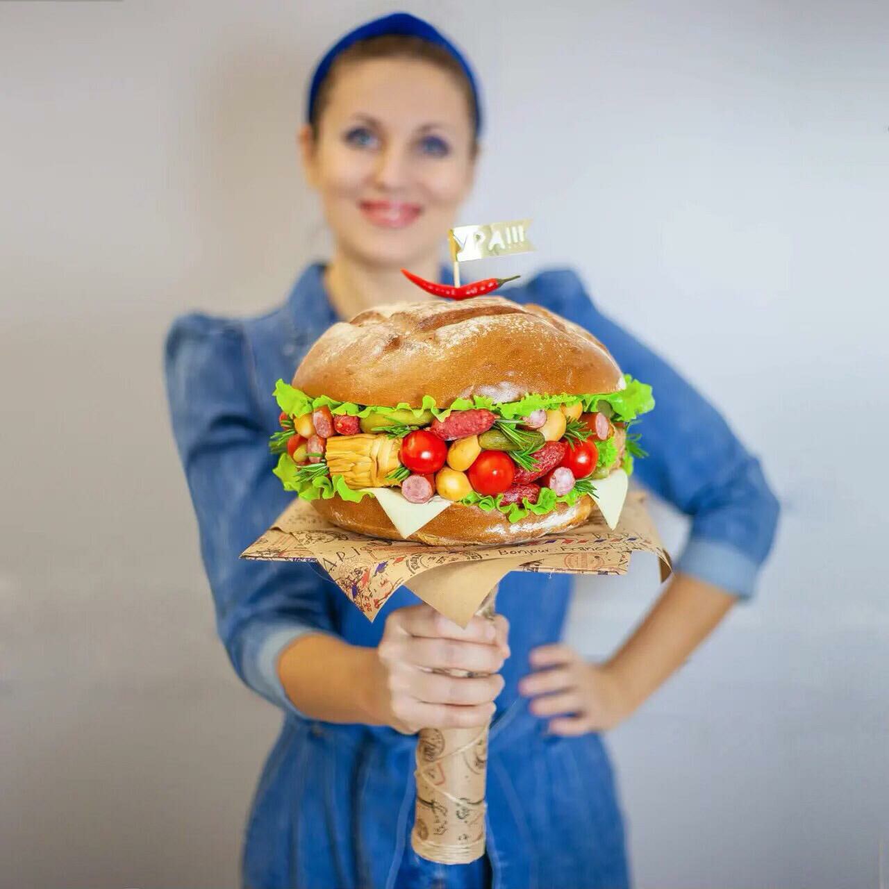 83.-Muzhskoj-buket-83.-Buket-Burger-1.jpg